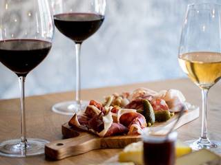 img-wine-bars