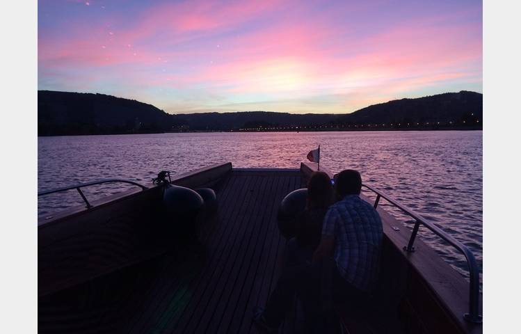 image de Sunset tour - Apéro sur l'eau avec Les Canotiers