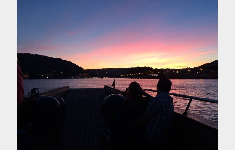 image de Sunset tour - Apéro sur l'eau avec Les Canotiers