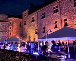 DI'VIN Clair de Lune sur la terrasse nord du Château-Musée de Tournon sur Rhône