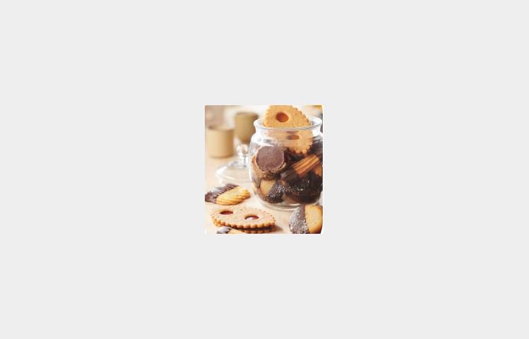 image de Cours de pâtisserie : Émotion biscuiterie - Cité du chocolat Valrhona