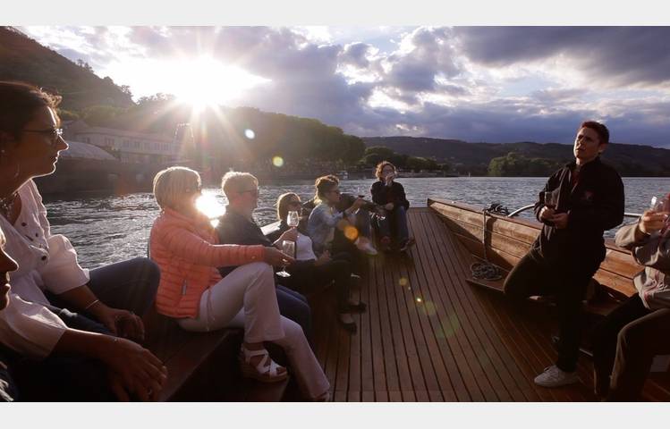 image de Aperitif on the water between Saint-Joseph and Hermitage - Terres de Syrah