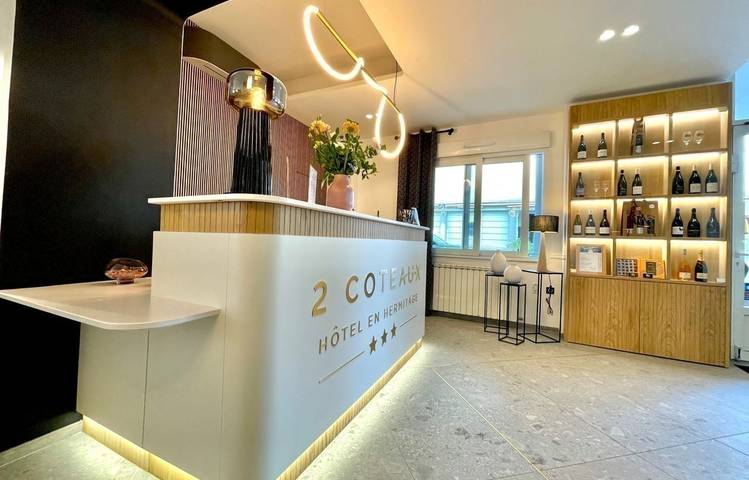 Photo of Hôtel les Deux Côteaux