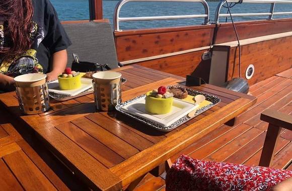 Brunch on the water with Les Canotiers