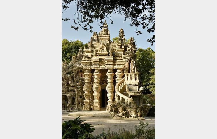image de Palais idéal du facteur Cheval