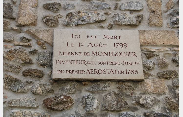 image de Village marinier de Serrières