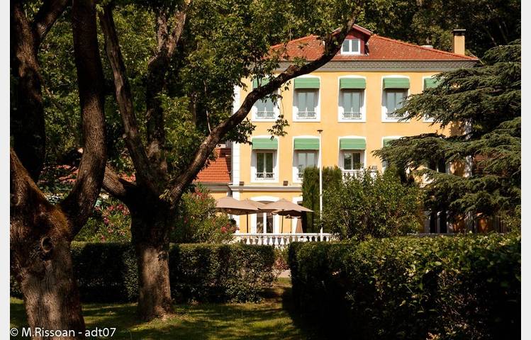 image de Hôtel-Restaurant Le Cèdre de Soyons