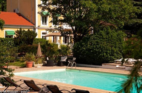 Hôtel-Restaurant Le Cèdre de Soyons