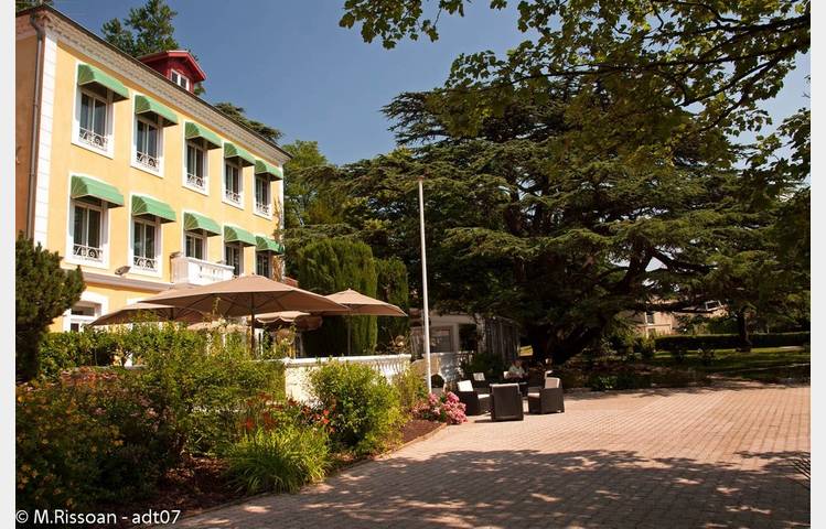 image de Hôtel-Restaurant Le Cèdre de Soyons