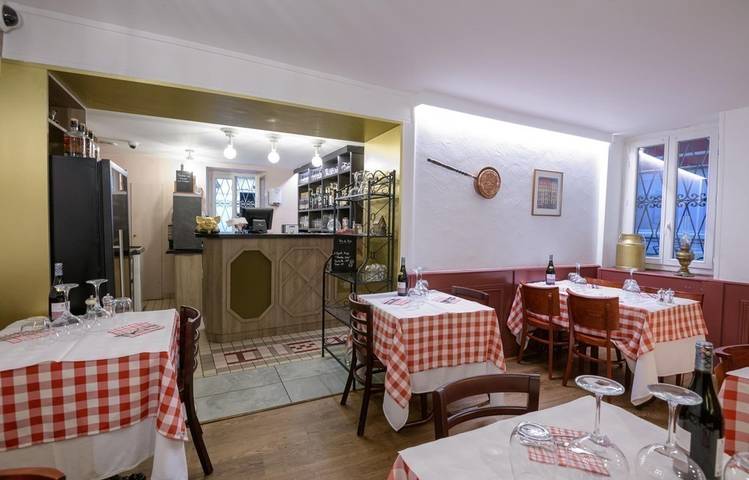 Photo of Au P'tit Bouchon : Bouchon typique Lyonnais