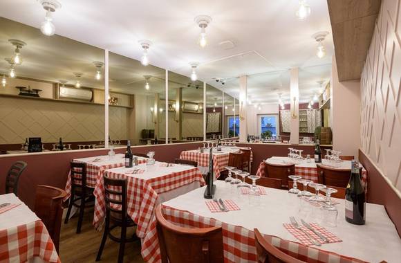 Au P'tit Bouchon : Bouchon typique Lyonnais