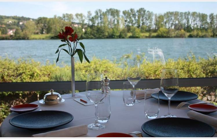 image de Le Beau Rivage
