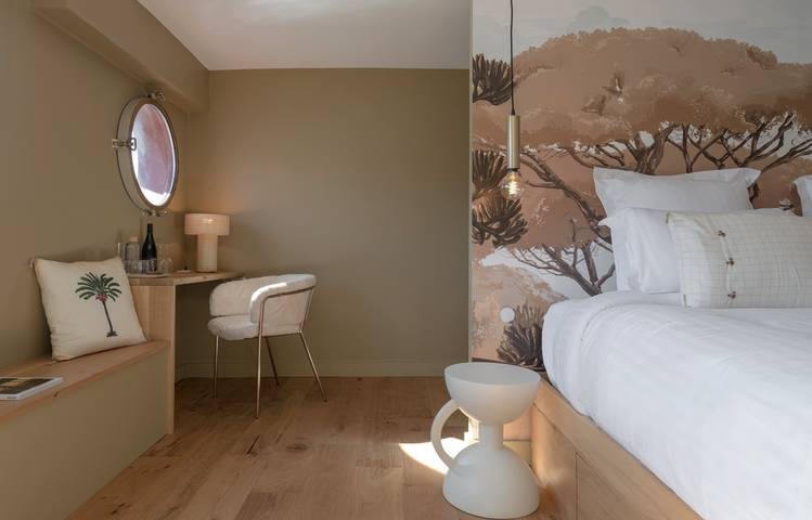 Photo of Bed and Bicycle - La Péniche