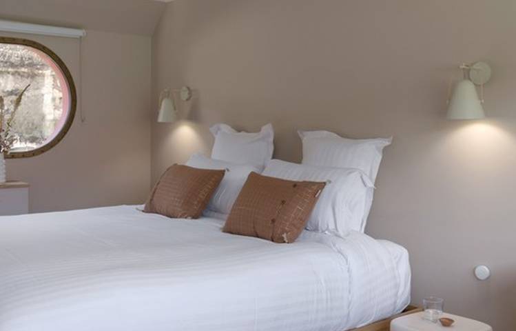 Photo of Bed and Bicycle - La Péniche