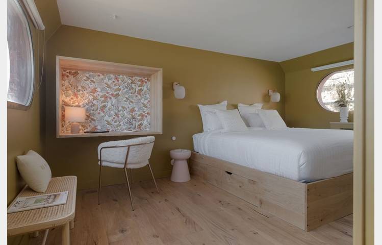 image de Bed and Bicycle (La Péniche)