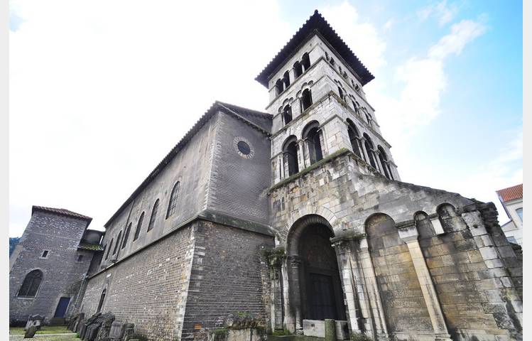 image de Ancienne église Saint-Pierre