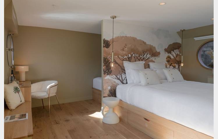 image de Bed and Bicycle (La Péniche)