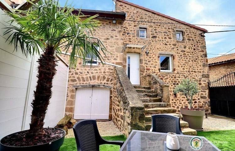 Photo of La Maison Vieille