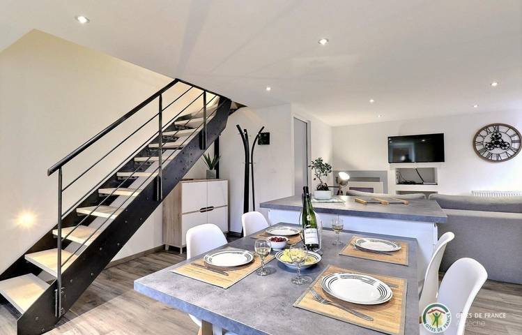Photo of La Maison Vieille