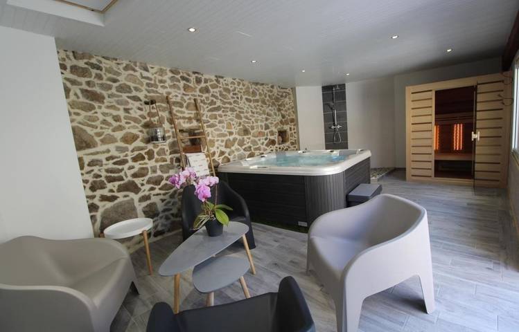 Photo of La Maison Vieille