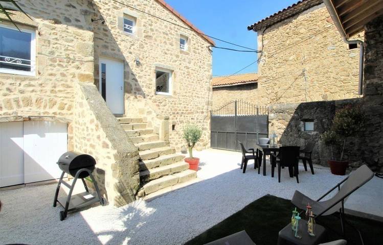 Photo of La Maison Vieille
