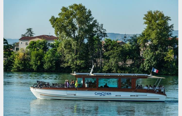 image de La boucle du Doux en bateau, Cyclo et Train Vapeur - La compagnie des canotiers