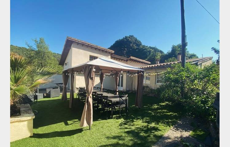 image de Gîte "La Villa du gardien" - Chateau de Rochetaillée