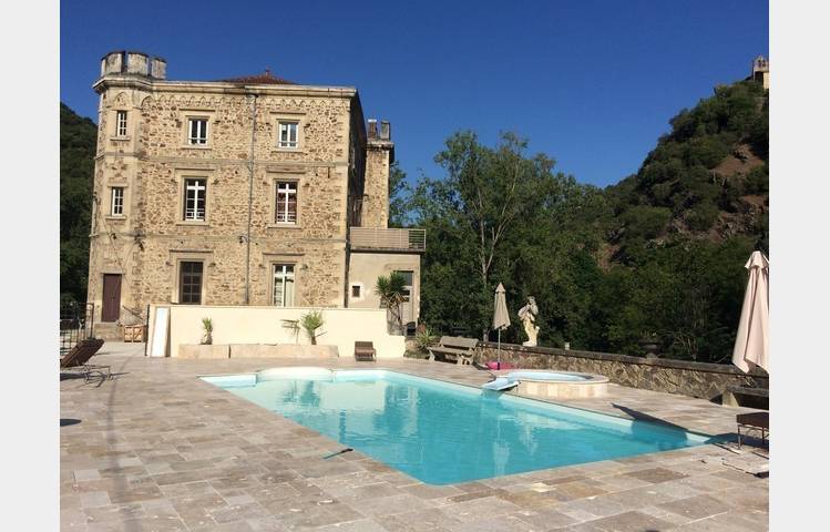 image de Chambres d'hôtes "Château de Rochetaillée"