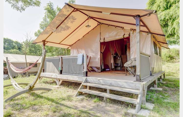 image de "Ushuaia Villages" L'Oasis Campsite