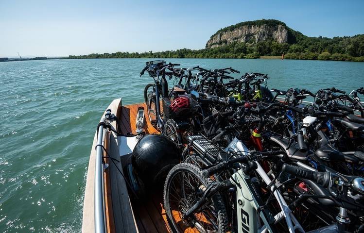 Photo of Cruise on the Rhône "Bleu-vert-vapeur" with Les Canotiers: boat - bike - steam train.