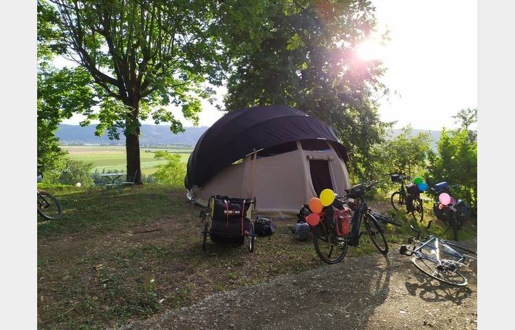 image de Camping Domaine de Senaud