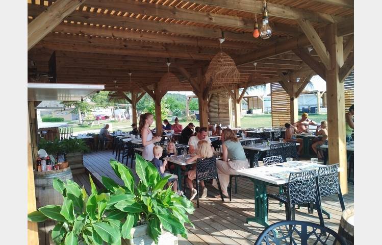 image de Camping Domaine de Senaud