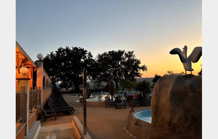 image de Camping Domaine de Senaud