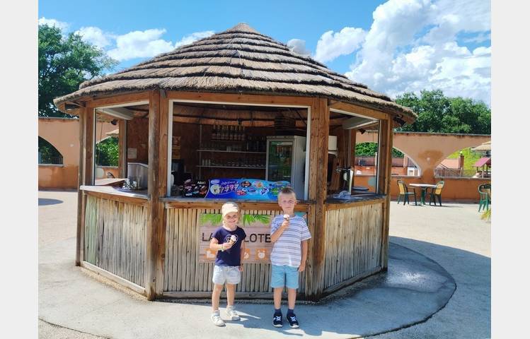 image de Camping Domaine de Senaud