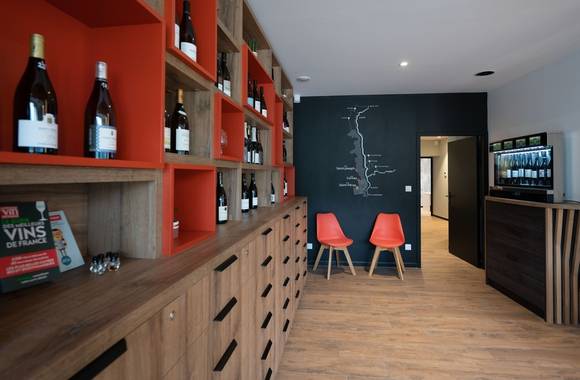 Maison des Vins by Rhône Crussol