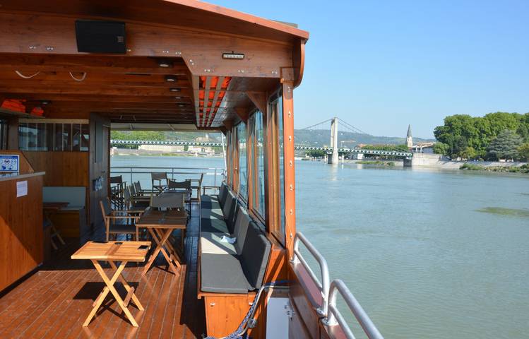 Photo of Le classique - parenthèse détente sur l'eau avec Les Canotiers