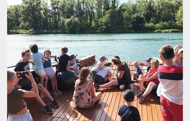 image de Croisière familiale "les moussaillons" à Tournon sur Rhône avec Les Canotiers
