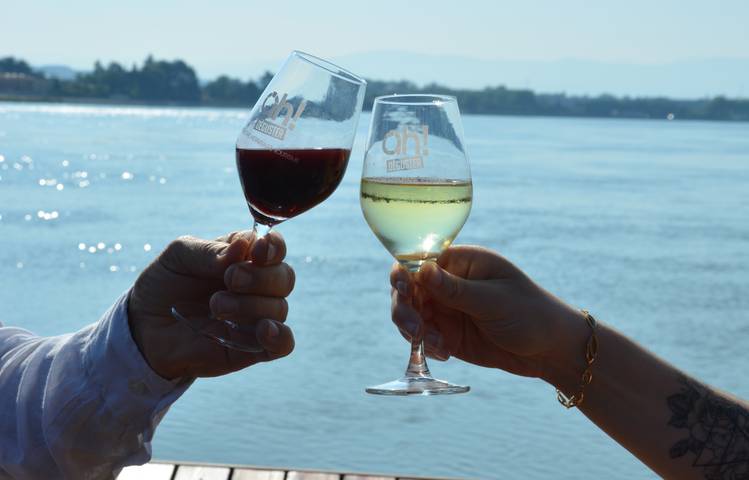 Photo of Croisière Wine Man Show avec Epicur Yann et les canotiers en anglais