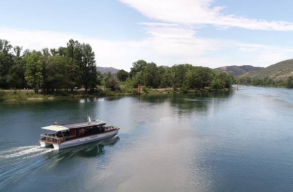 Boat rides with "Les Canotiers BoatnBike"