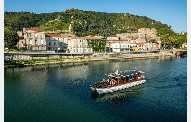 image de Cruise "The voyages of little sailors " with les Canotiers