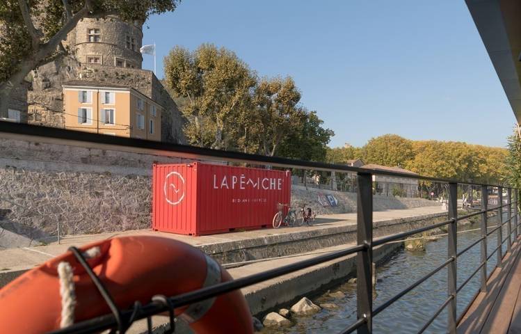 Photo of Bed and Bicycle ( La Péniche )