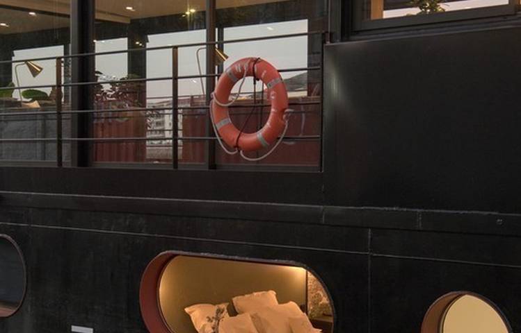Photo of Bed and Bicycle ( La Péniche )
